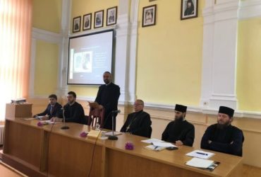 Două simpozioane naționale la Facultatea de Teologie din Arad