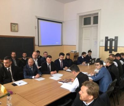 Două simpozioane naționale la Facultatea de Teologie din Arad 14